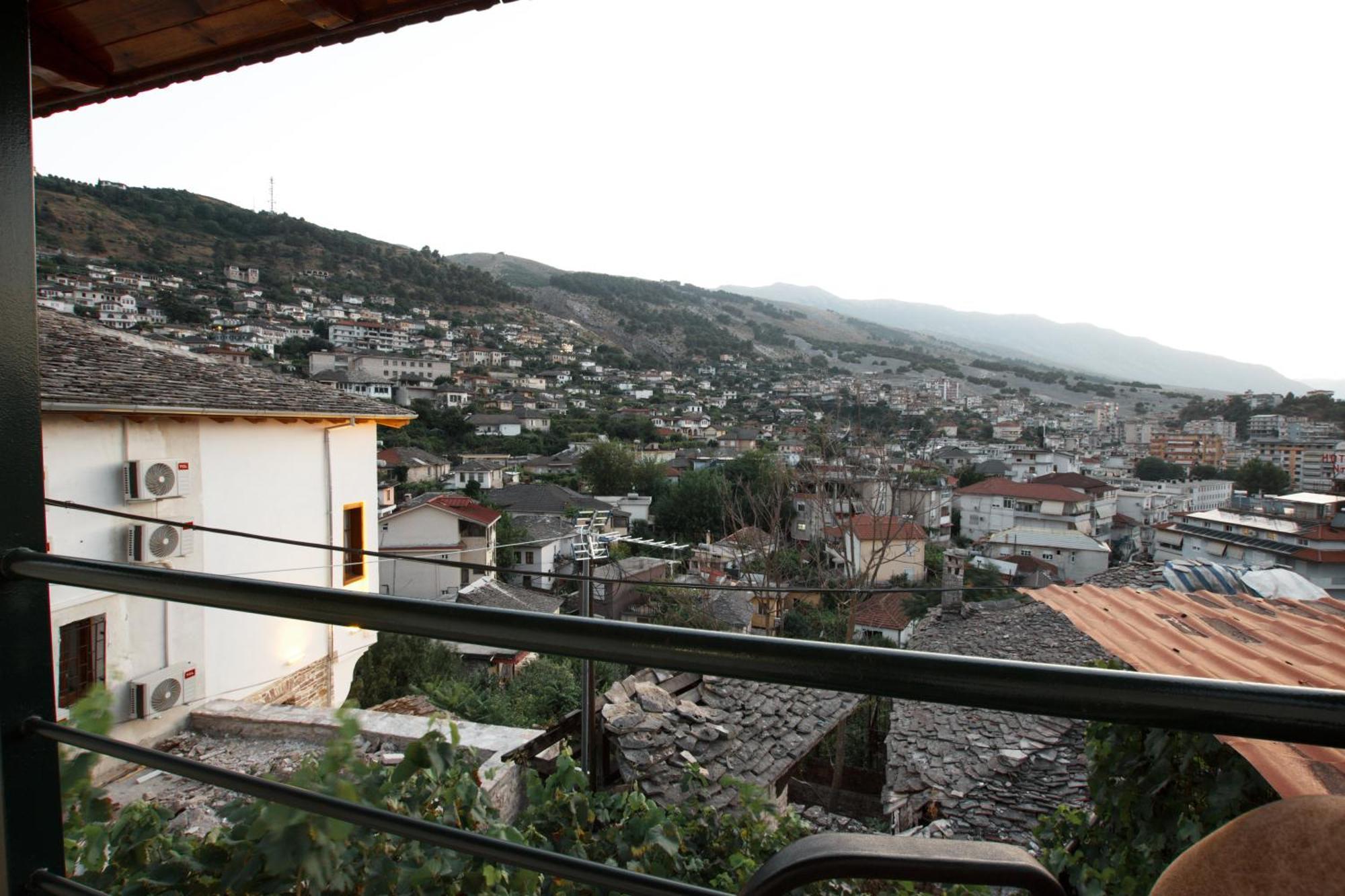 Martin Villa Gjirokastër Buitenkant foto